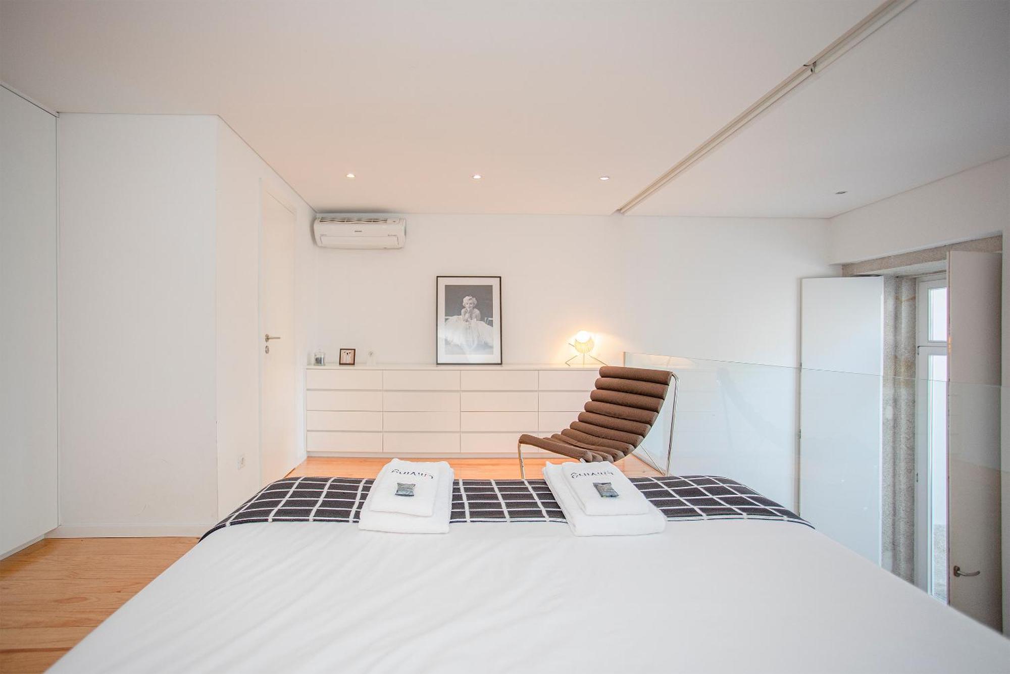 Liiiving In Porto - Garden Light Mezzanine Apartment Exterior photo