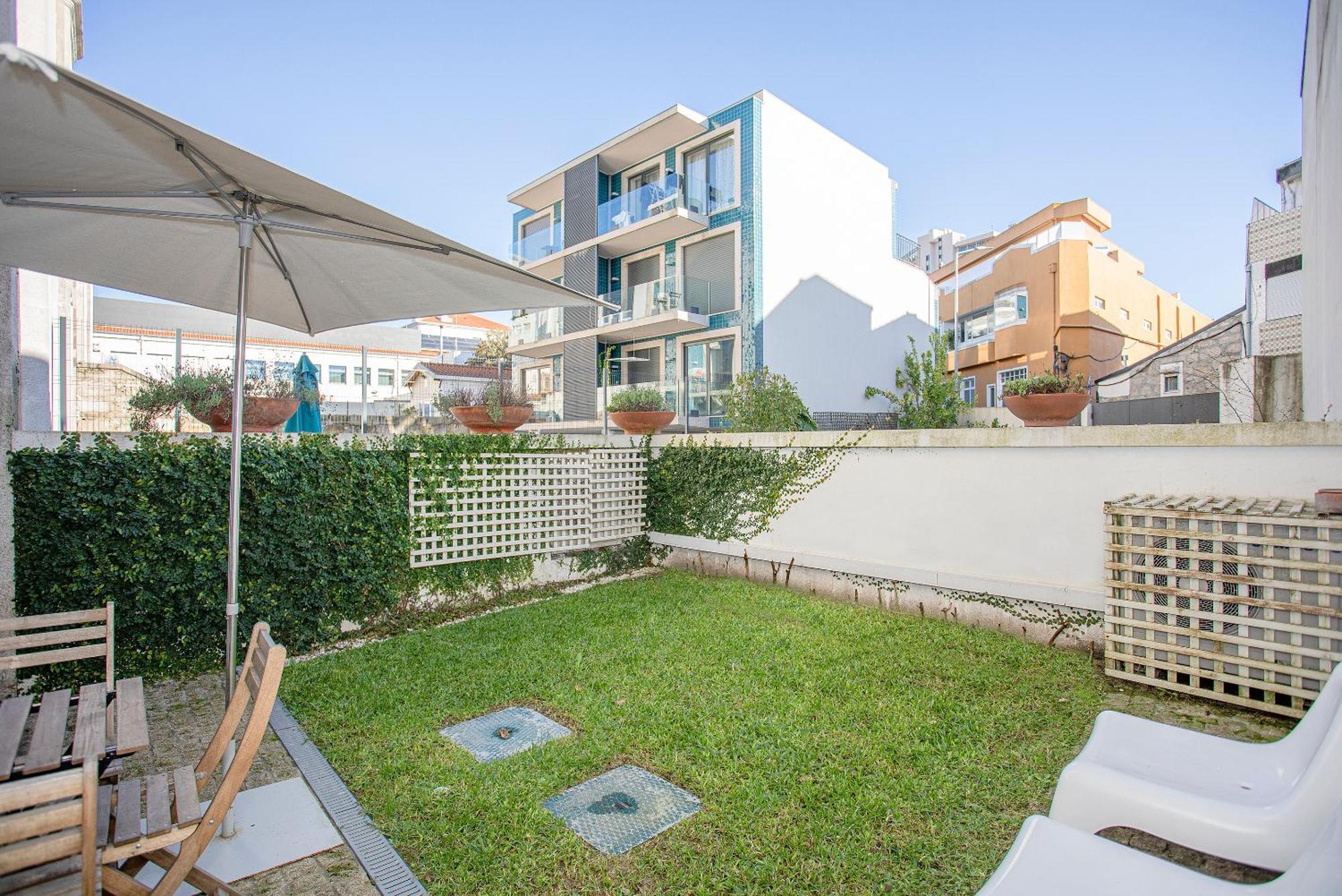 Liiiving In Porto - Garden Light Mezzanine Apartment Exterior photo