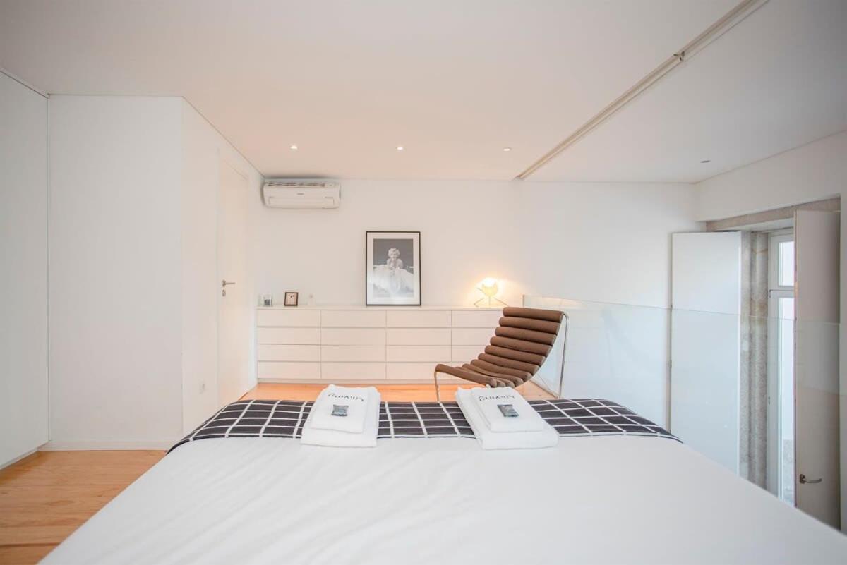 Liiiving In Porto - Garden Light Mezzanine Apartment Exterior photo